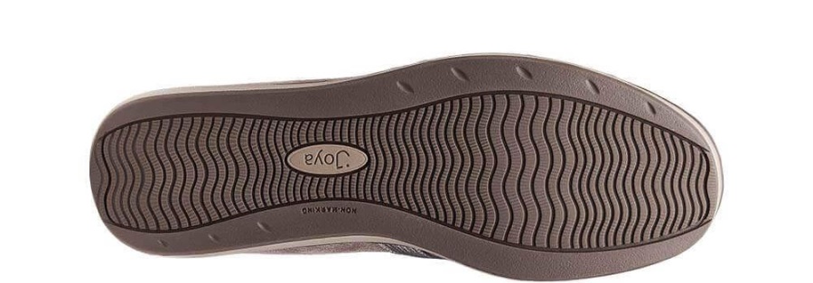 エマ・グレイの宝石