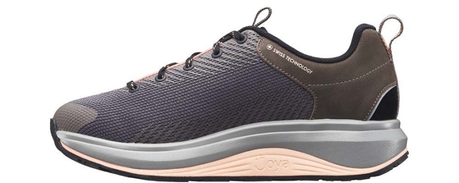 マウイ・ブラウン・ジョヤ